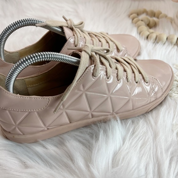 DONATED - Picture 2 of 7